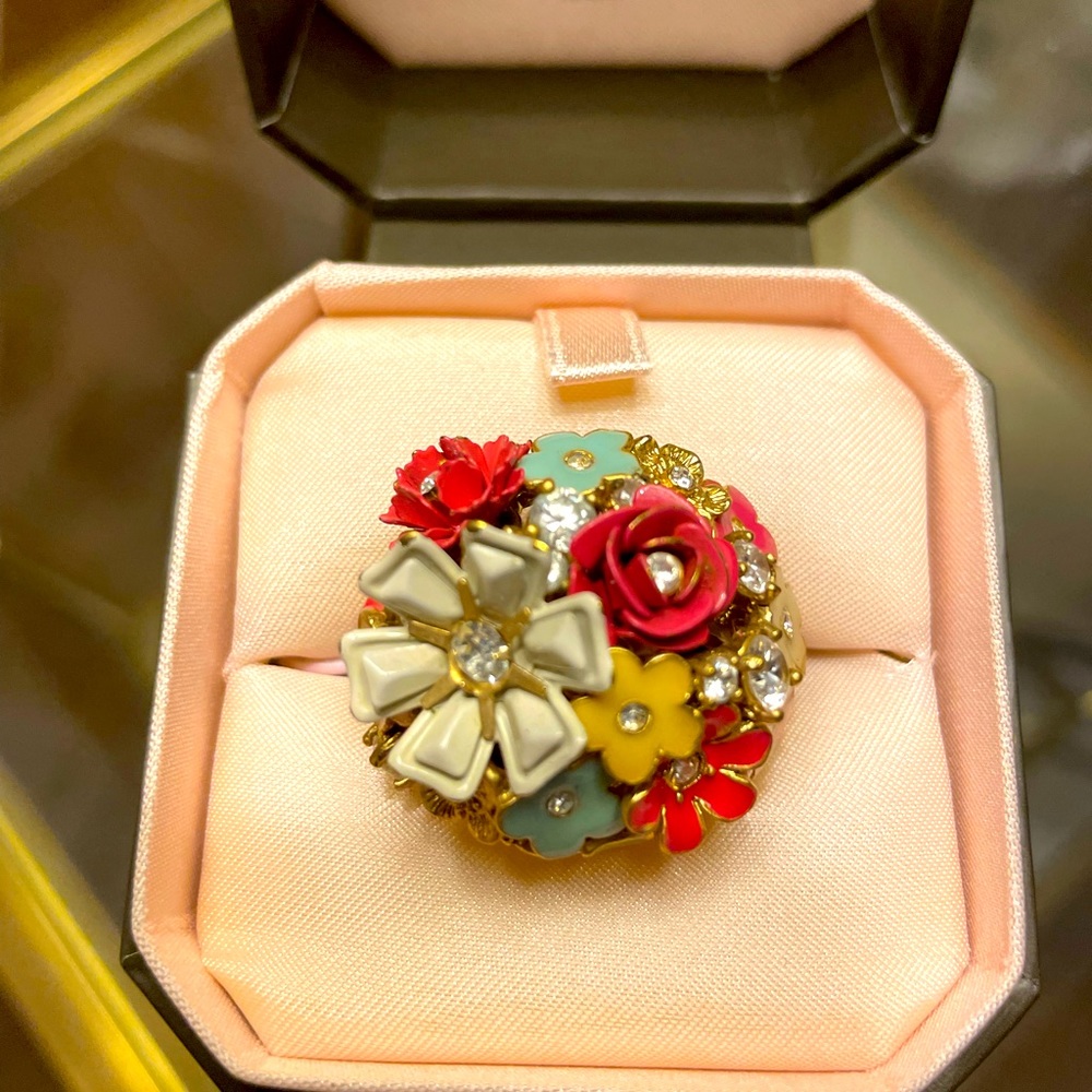 Juicy Couture Flower 🌸Bloom Cluster adjustable ring